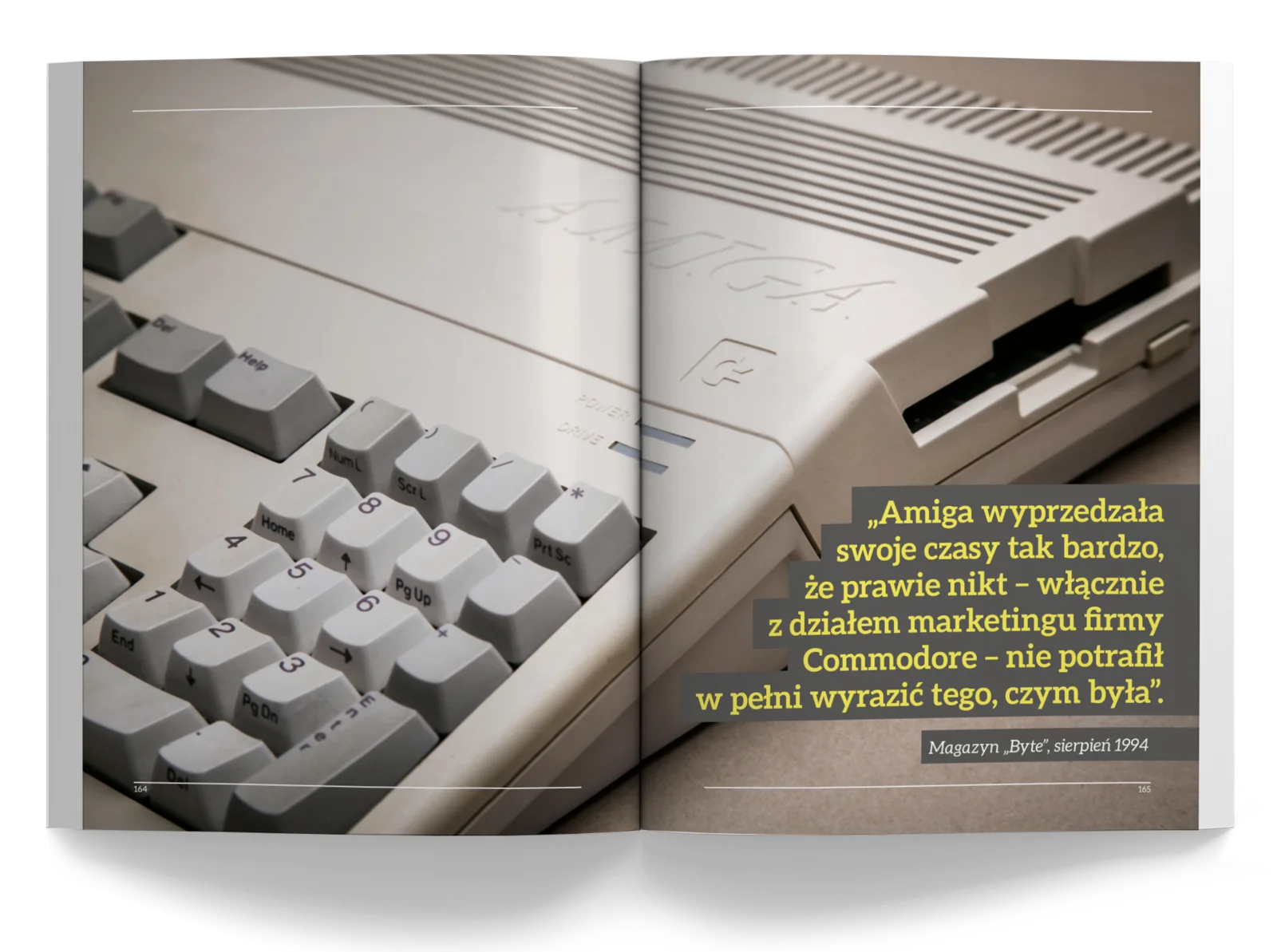 Rozkładówka książki Commodore Amiga: Nieoficjalne kompendium